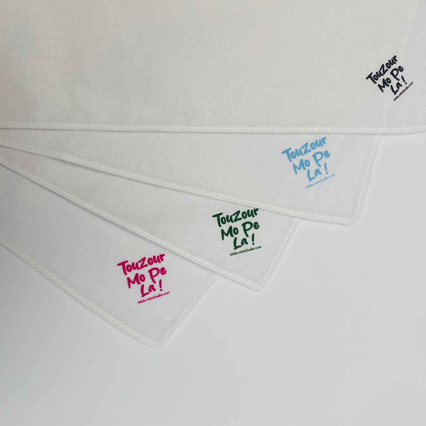 Touzour mo pe la! Handkerchief