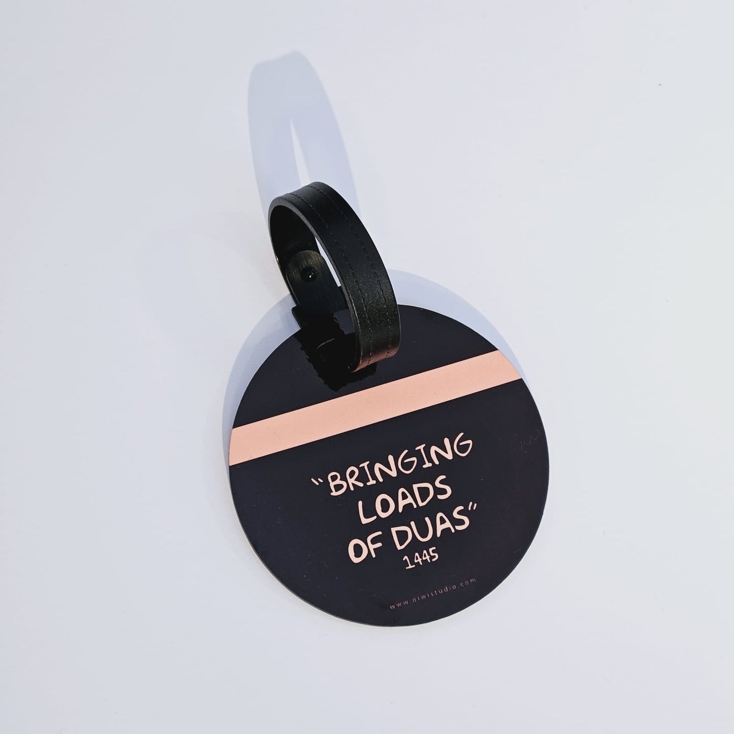 Luggage Tag Round - Bringing loads of Duas (Hajj)