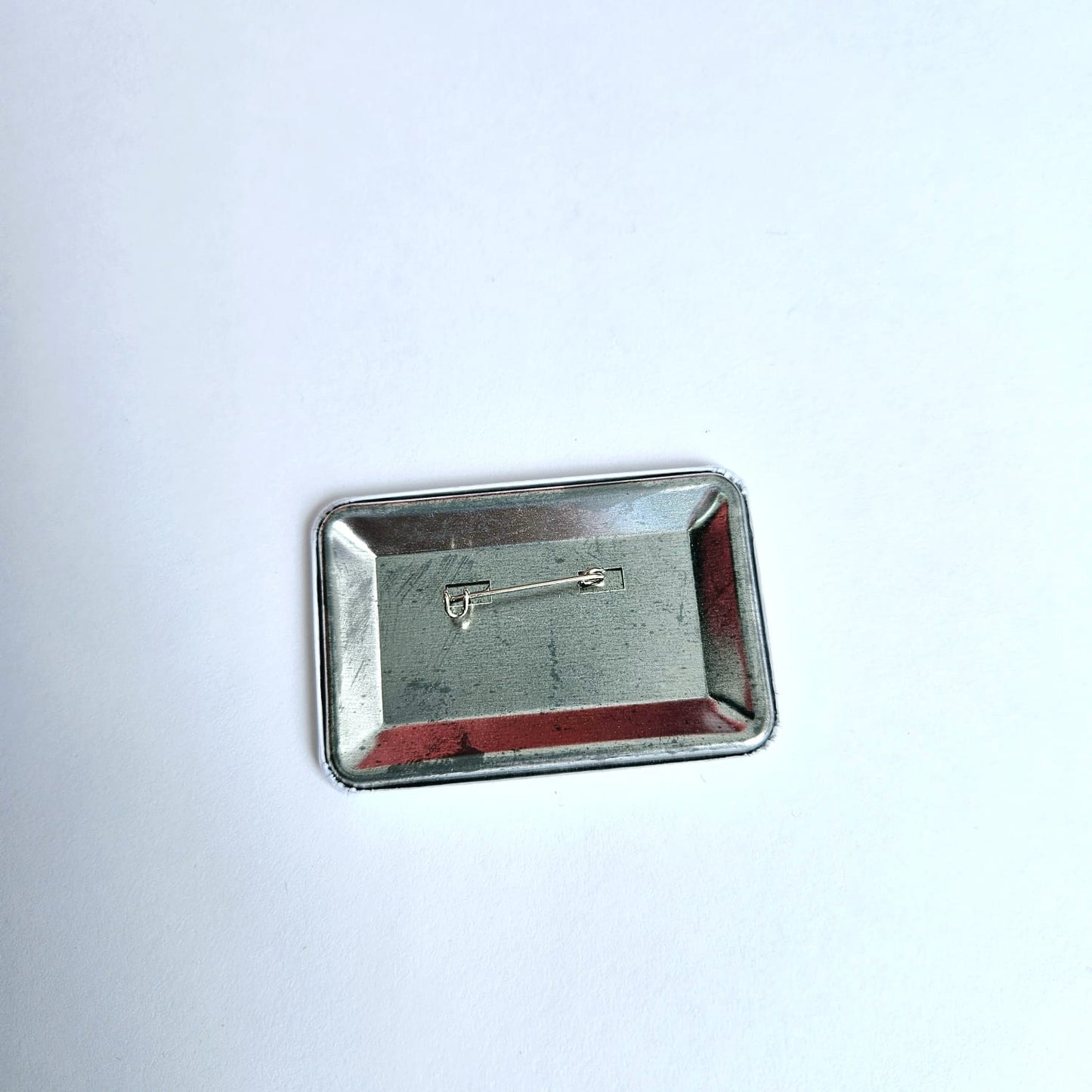 Rectangular button pin