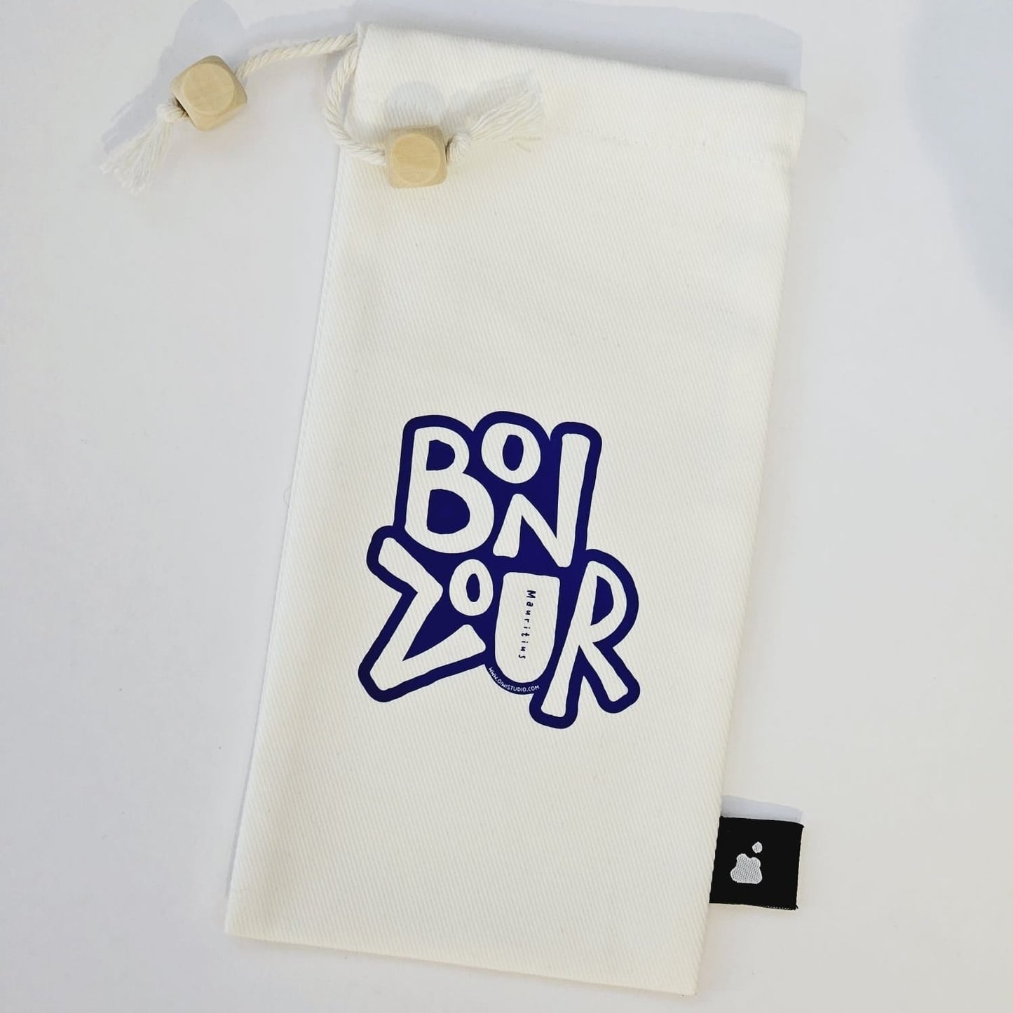 Bon Zour- Sunglass Pouch