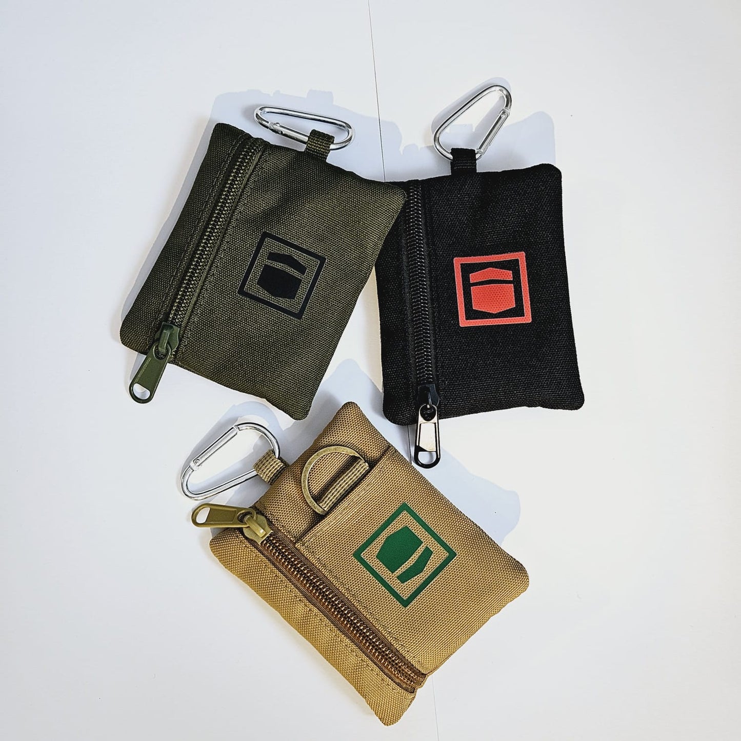 Tacticle coin/card holder Wallet