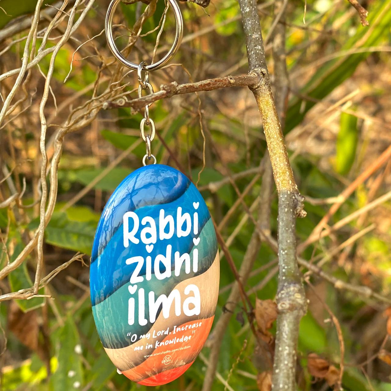 Rabbi Zidni ilma - Oval Keychain