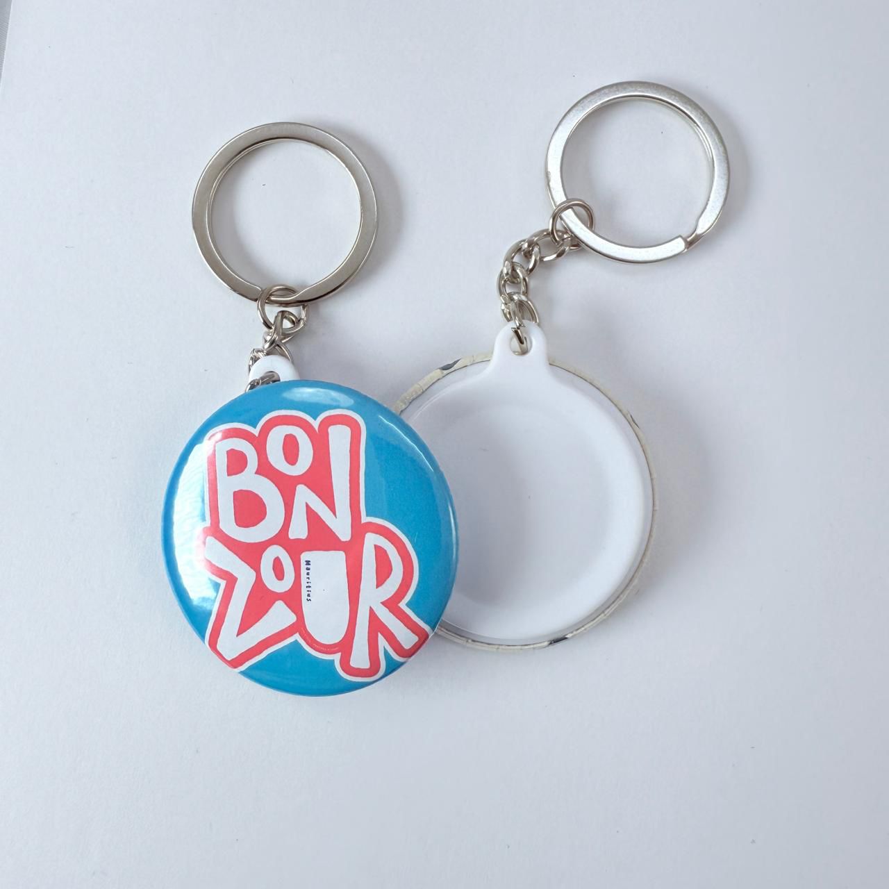 Plain Back Keychain - Bon Zour