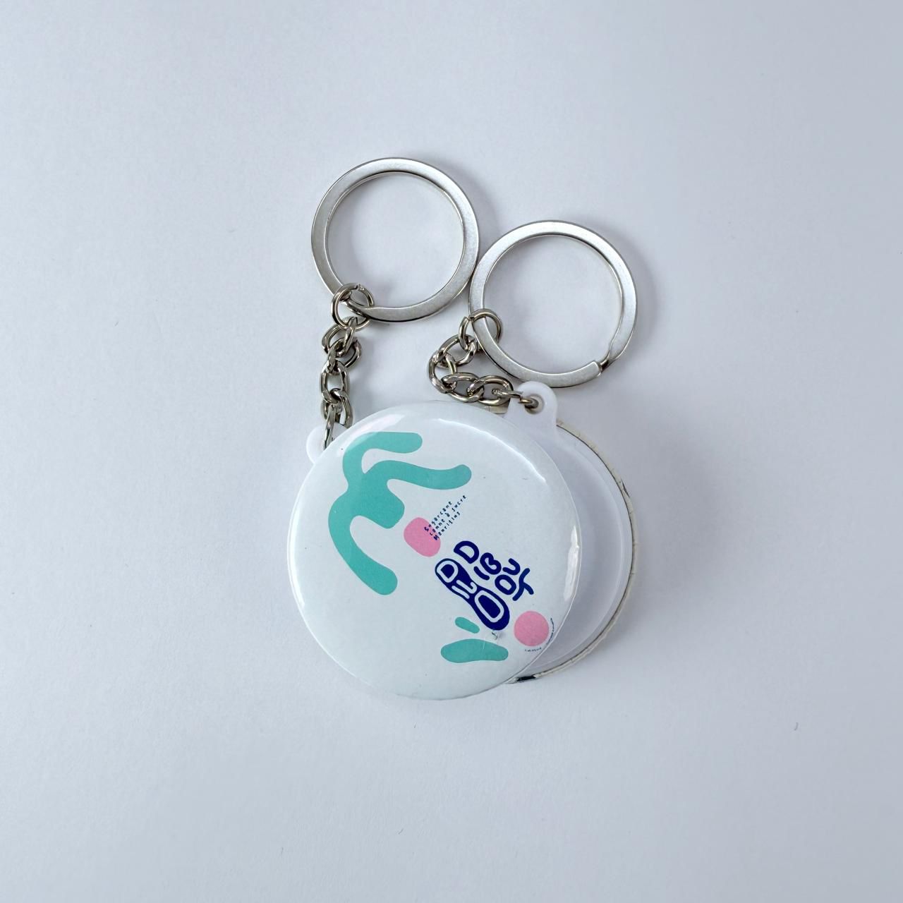 Plain Back Keychain - Dilo Dibout