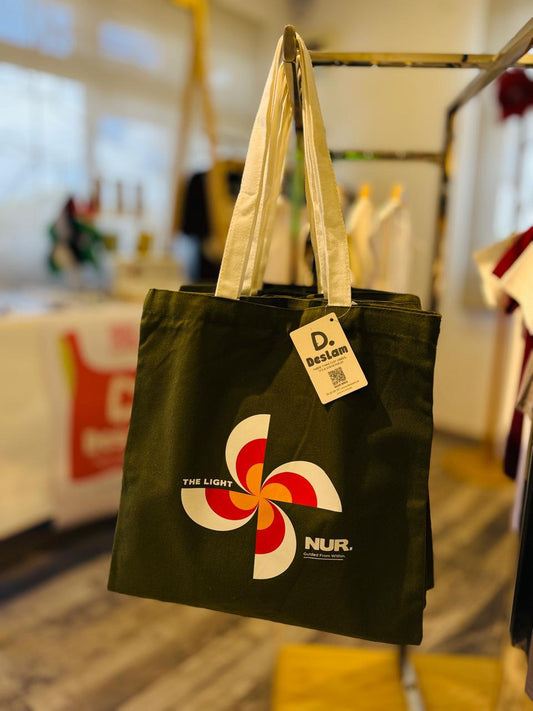 The Light Nur - Guide from Within - Tote bag