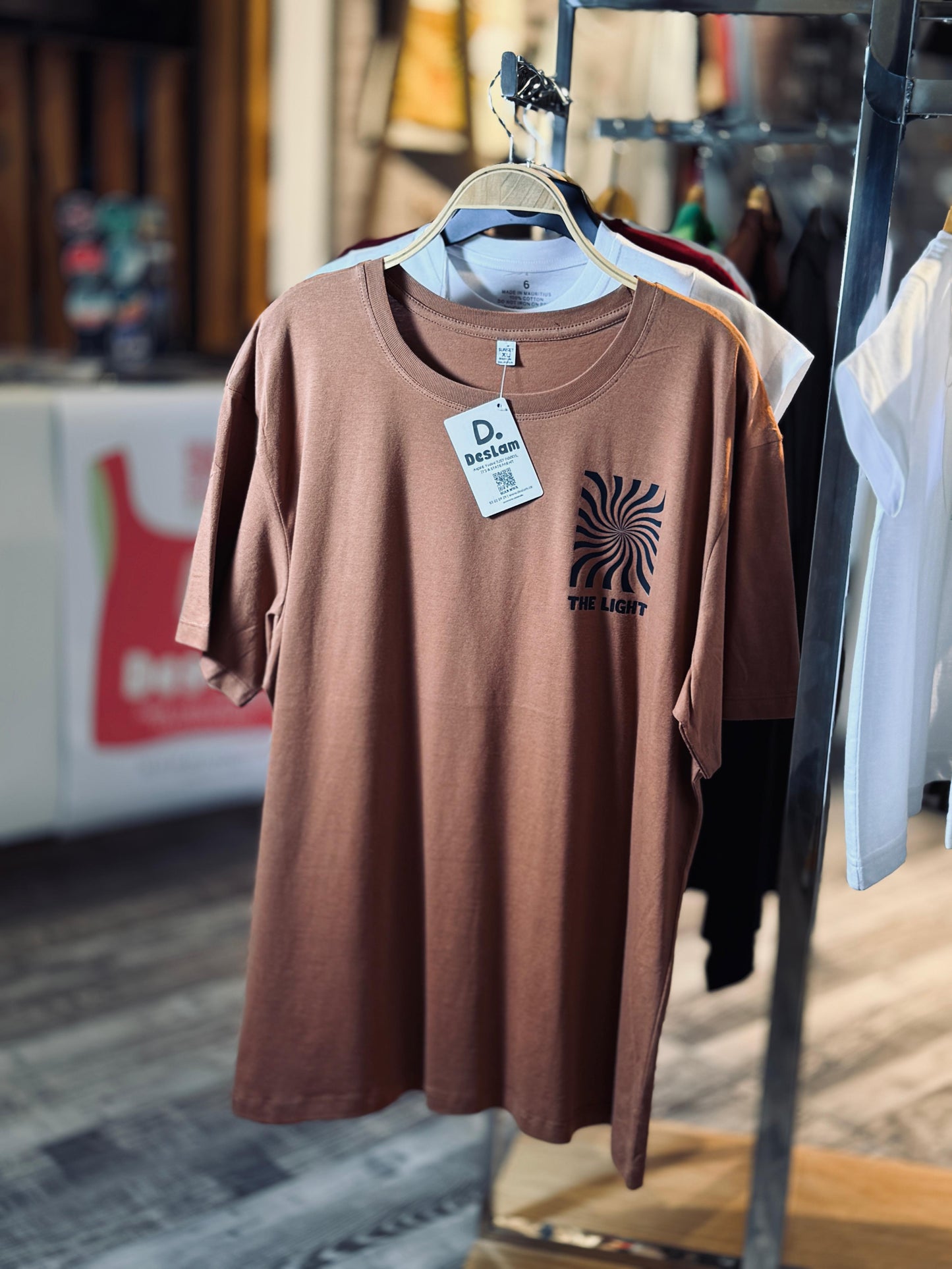 The Light Nur T-shirt